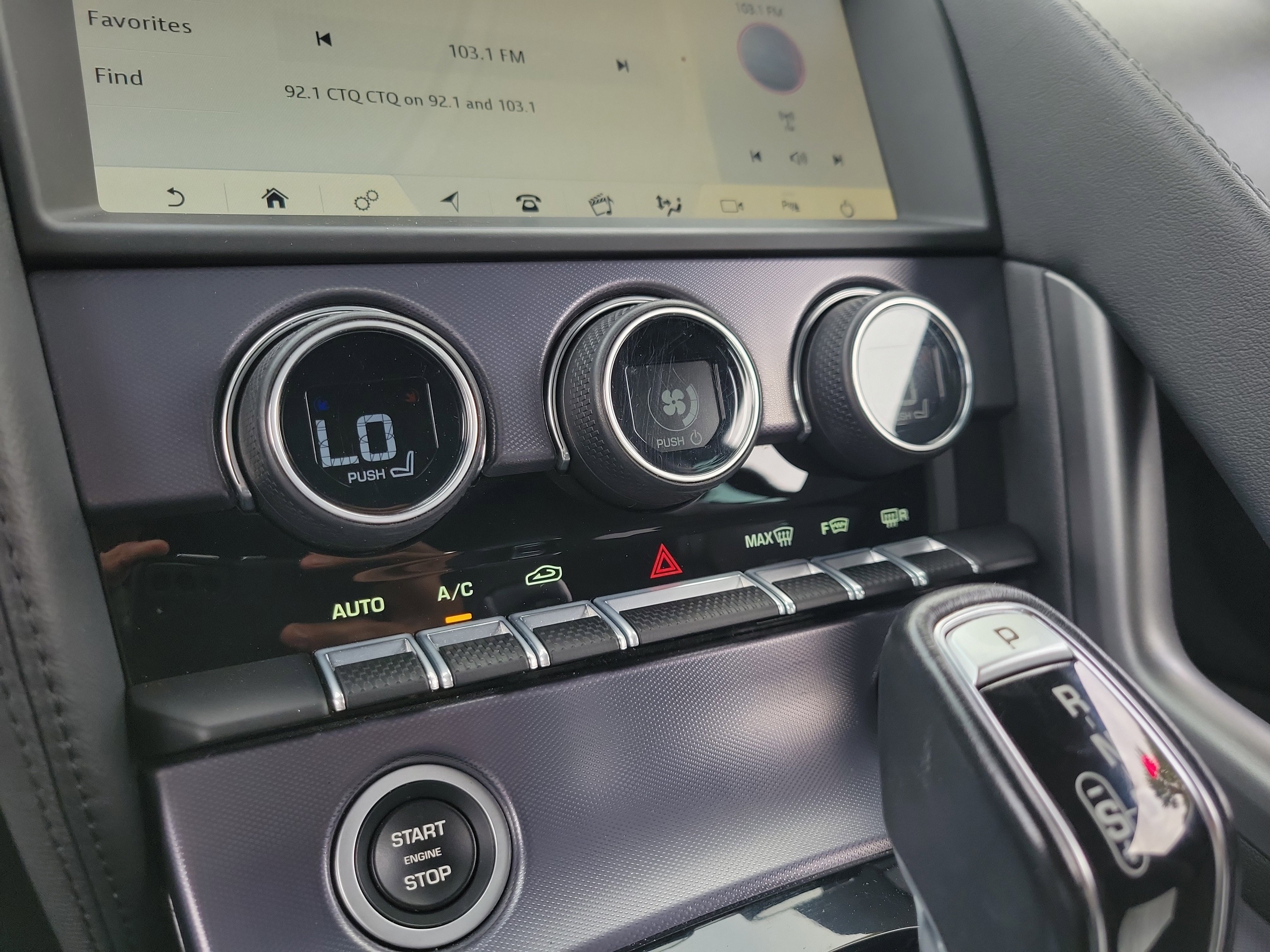 Used 2020 Jaguar F-TYPE Coupe image 22