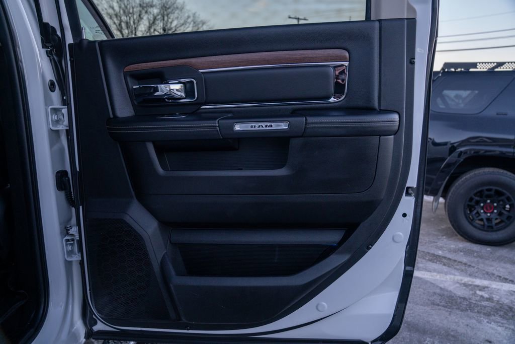 Used 2018 RAM 2500 Laramie w/ Convenience Group image 15