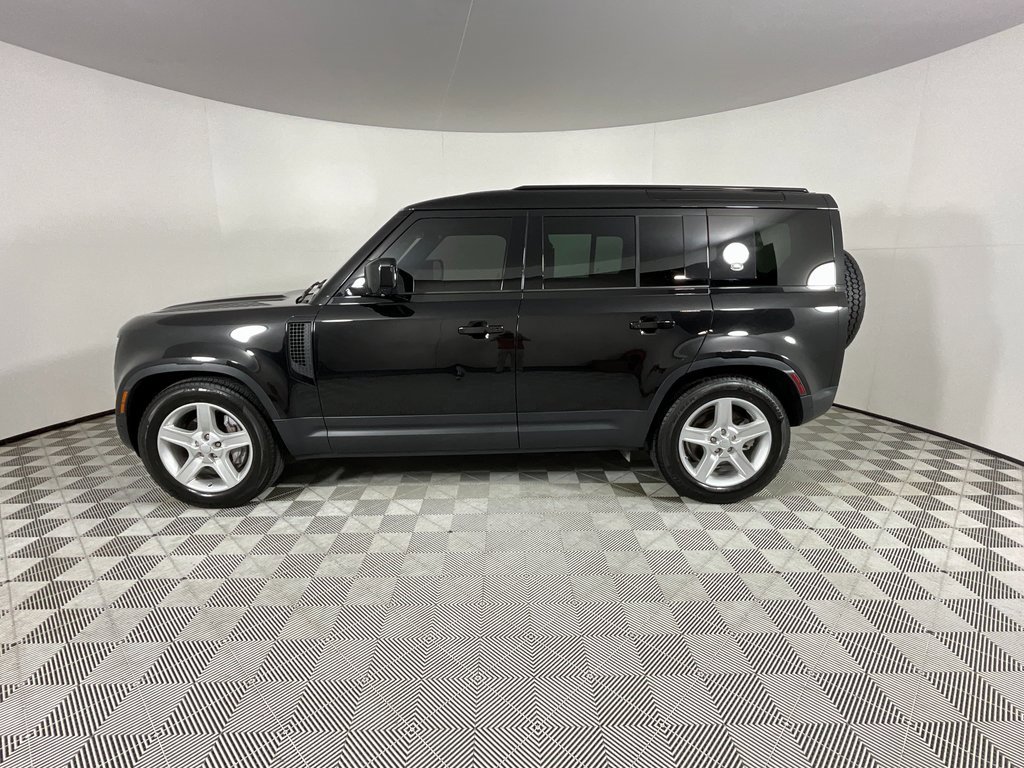 Used 2021 Land Rover Defender 110 SE image 2