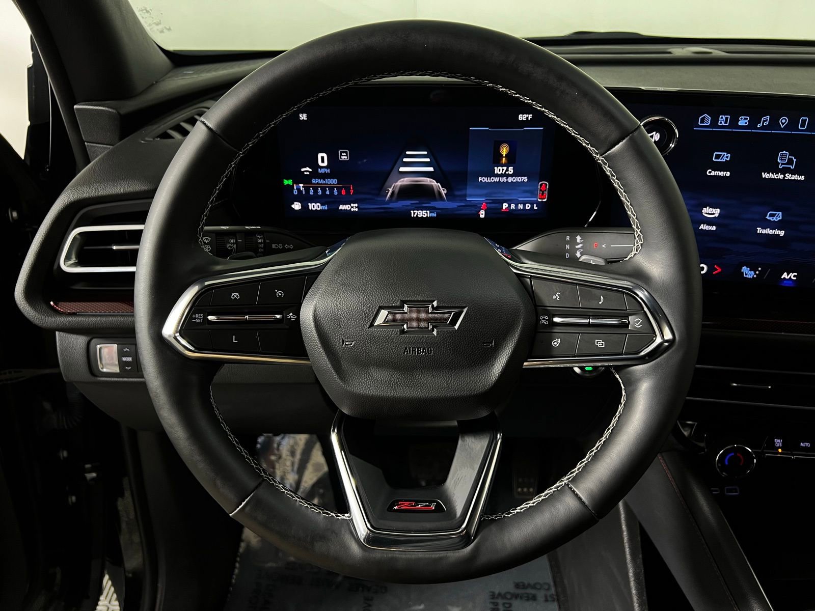 Used 2024 Chevrolet Traverse Z71 w/ LPO, Floor Liner Package image 14