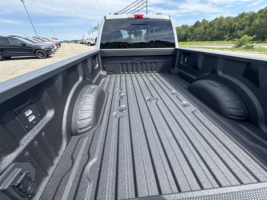 New 2026 Ford F450 Lariat w/ Lariat Ultimate Package AWD/4WD image 13
