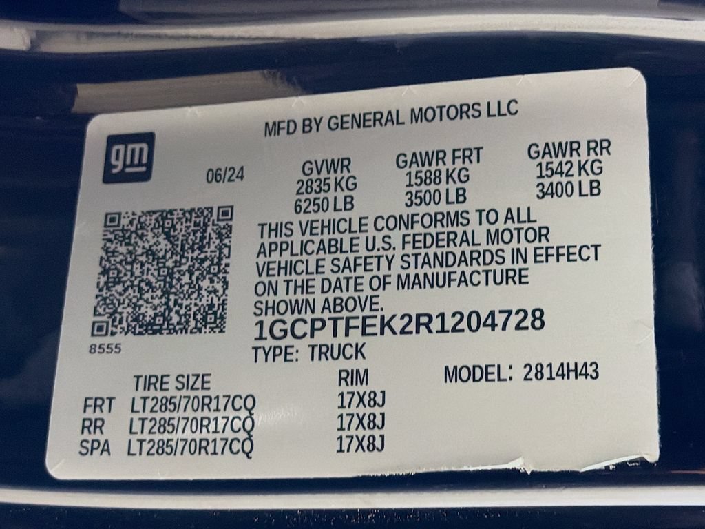 Used 2024 Chevrolet Colorado ZR2 w/ ZR2 Convenience Package III AWD/4WD image 29