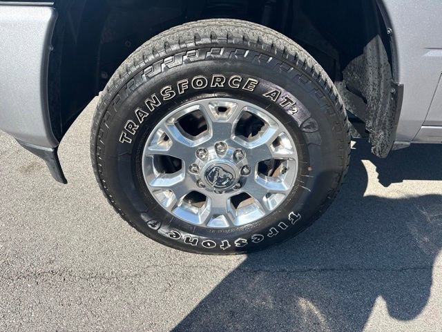 Used 2024 RAM 2500 Laramie AWD/4WD image 9