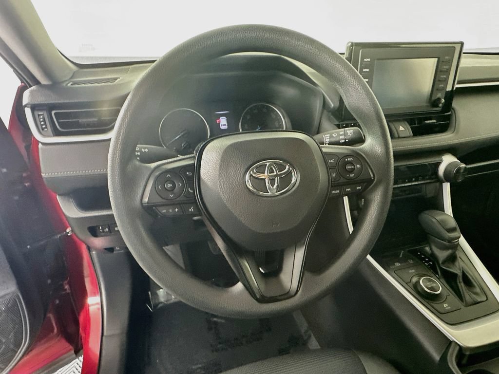 Used 2019 Toyota RAV4 LE w/ All Weather Liner Package AWD/4WD image 16
