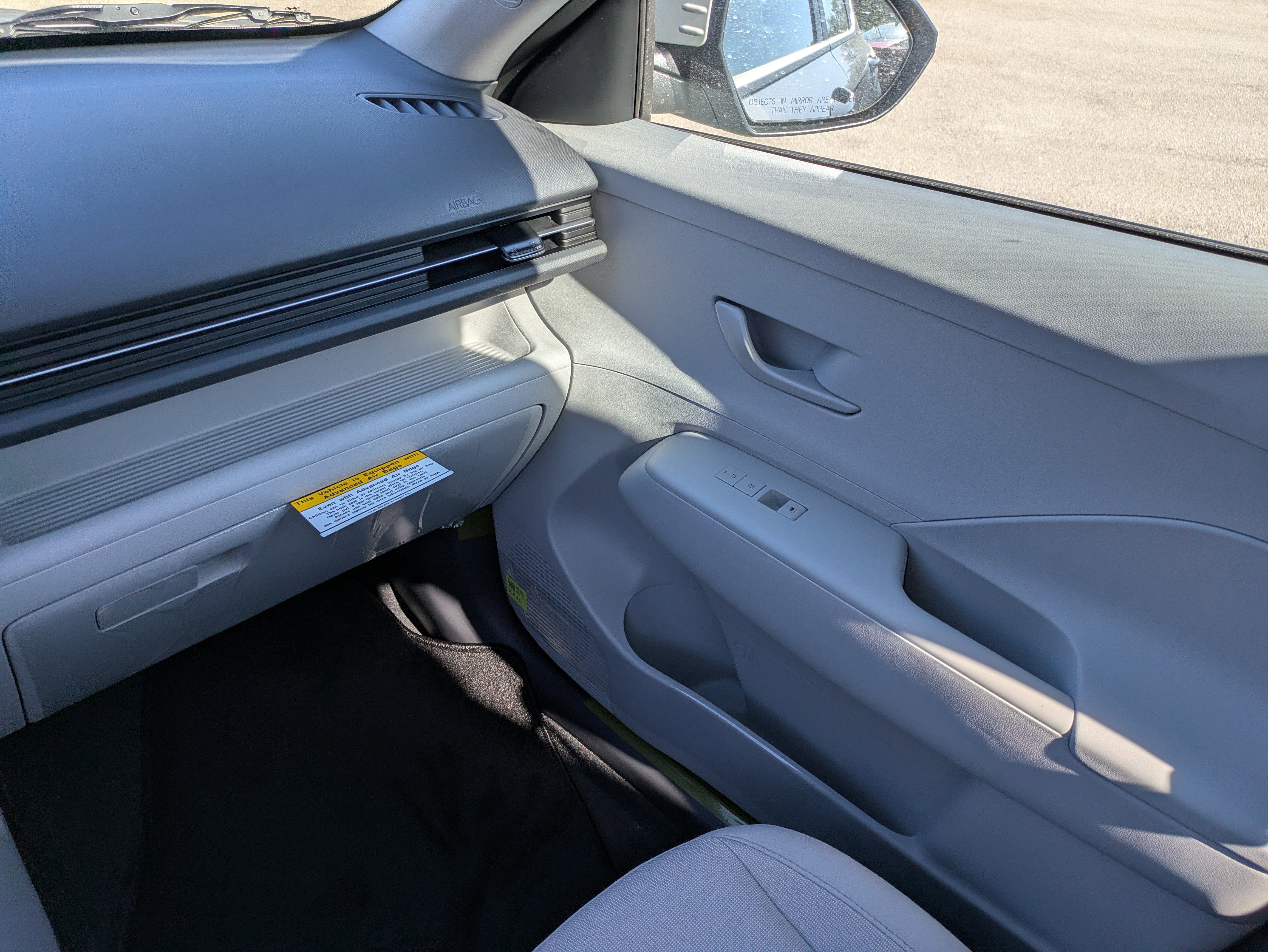New 2026 Hyundai Kona SE FWD image 17