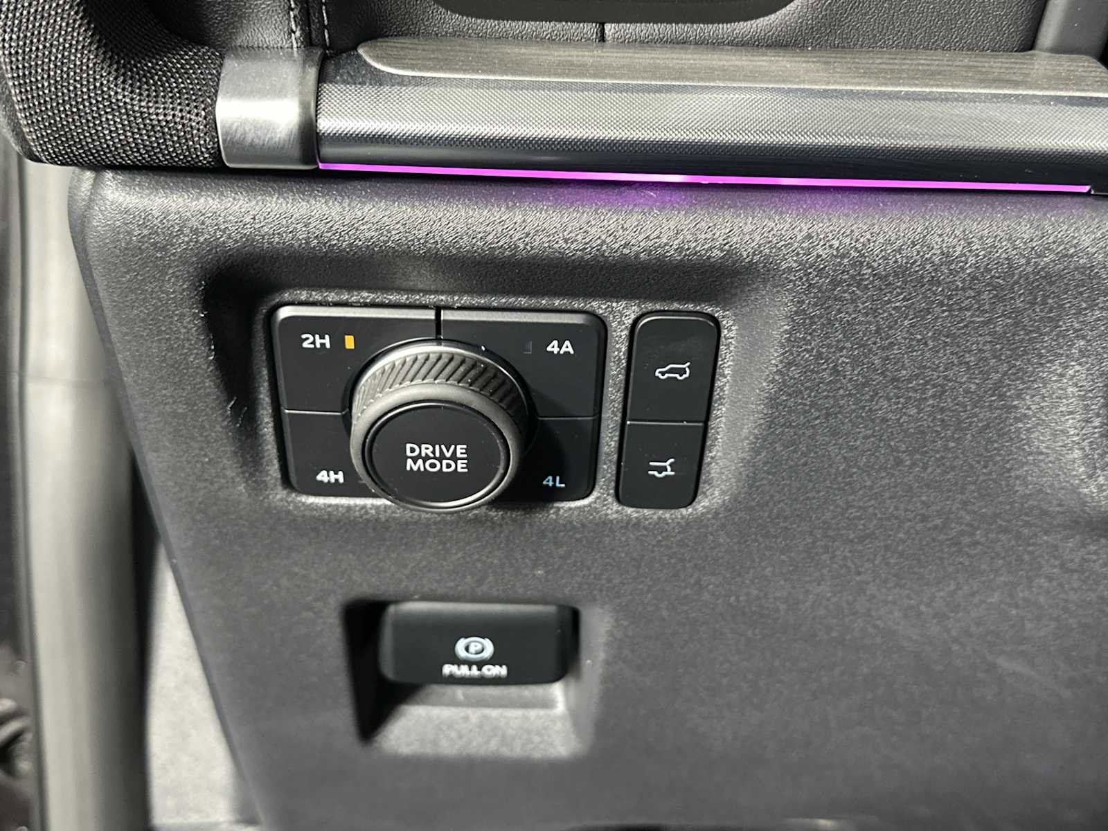 Used 2025 Ford Expedition Max Platinum w/ Driver's Package AWD/4WD image 29