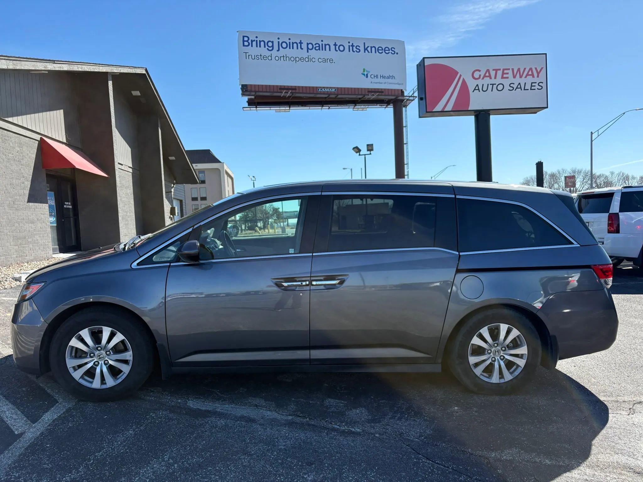 Used 2014 Honda Odyssey EX-L image 2