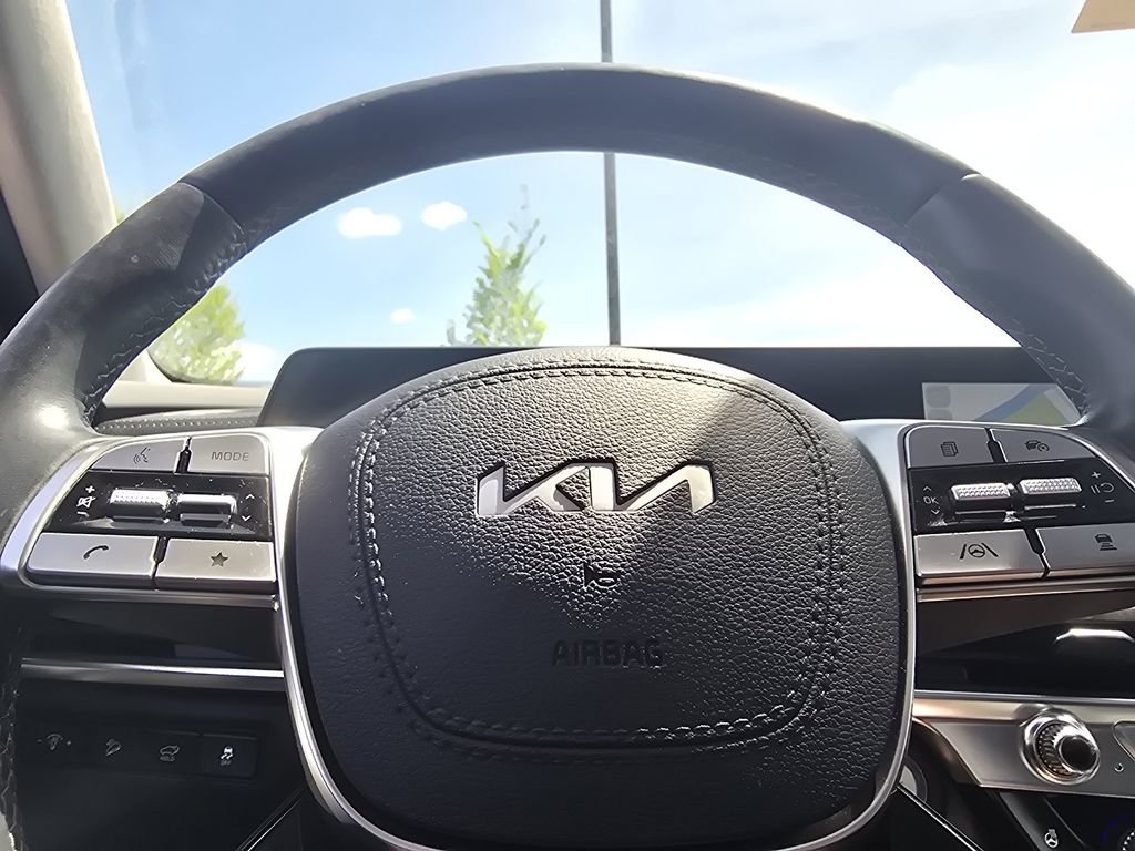 Used 2023 Kia Telluride SX Prestige image 31