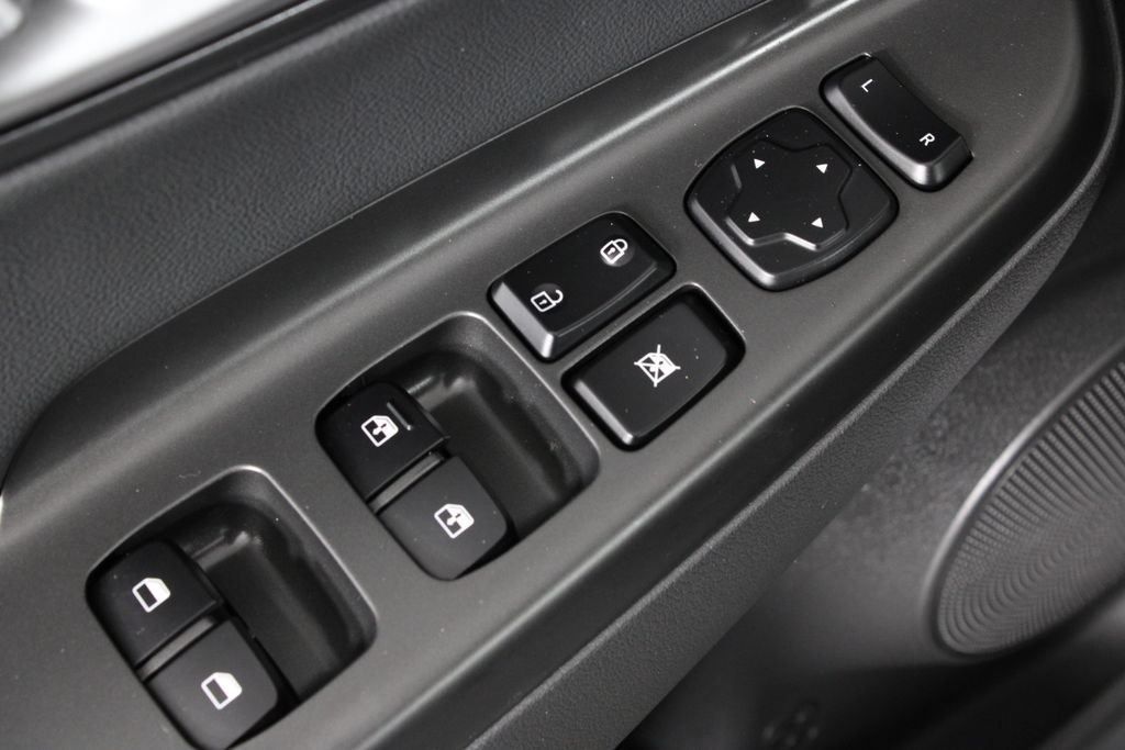 Certified 2023 Hyundai Kona Limited AWD/4WD image 22
