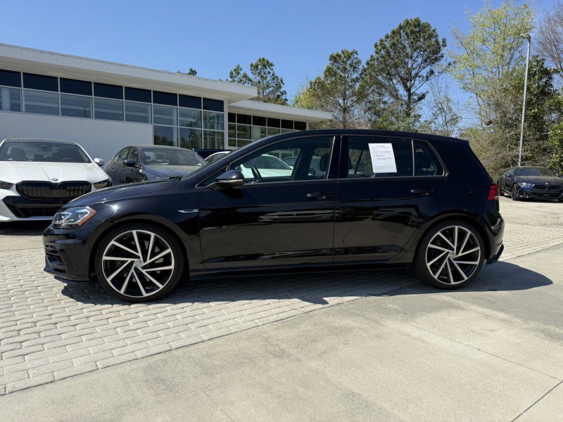 Used 2018 Volkswagen Golf R 4-Door image 2