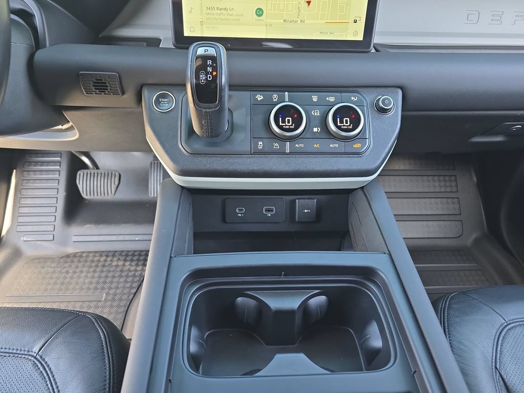 Used 2024 Land Rover Defender 110 S AWD/4WD image 24