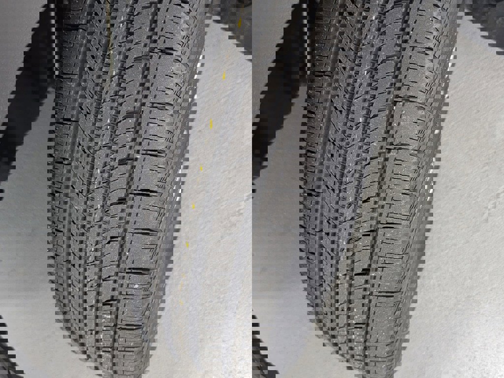 Certified 2022 Toyota Corolla Cross LE image 29