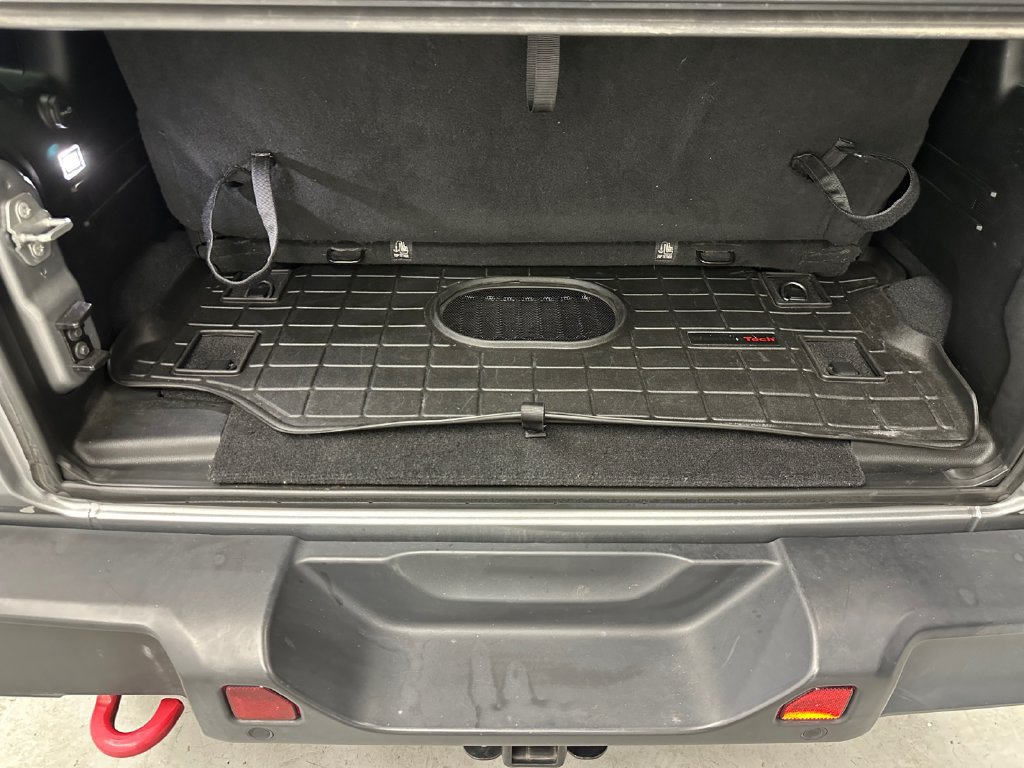 Used 2018 Jeep Wrangler Rubicon AWD/4WD image 16