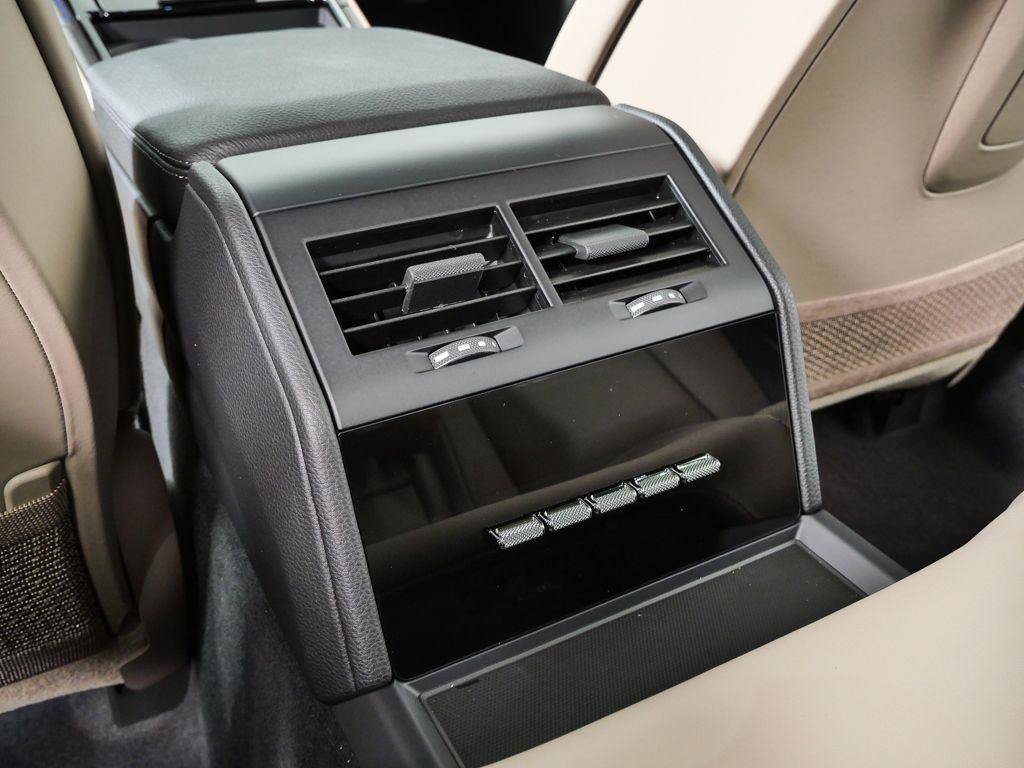 New 2026 Porsche Panamera 4 AWD/4WD image 21