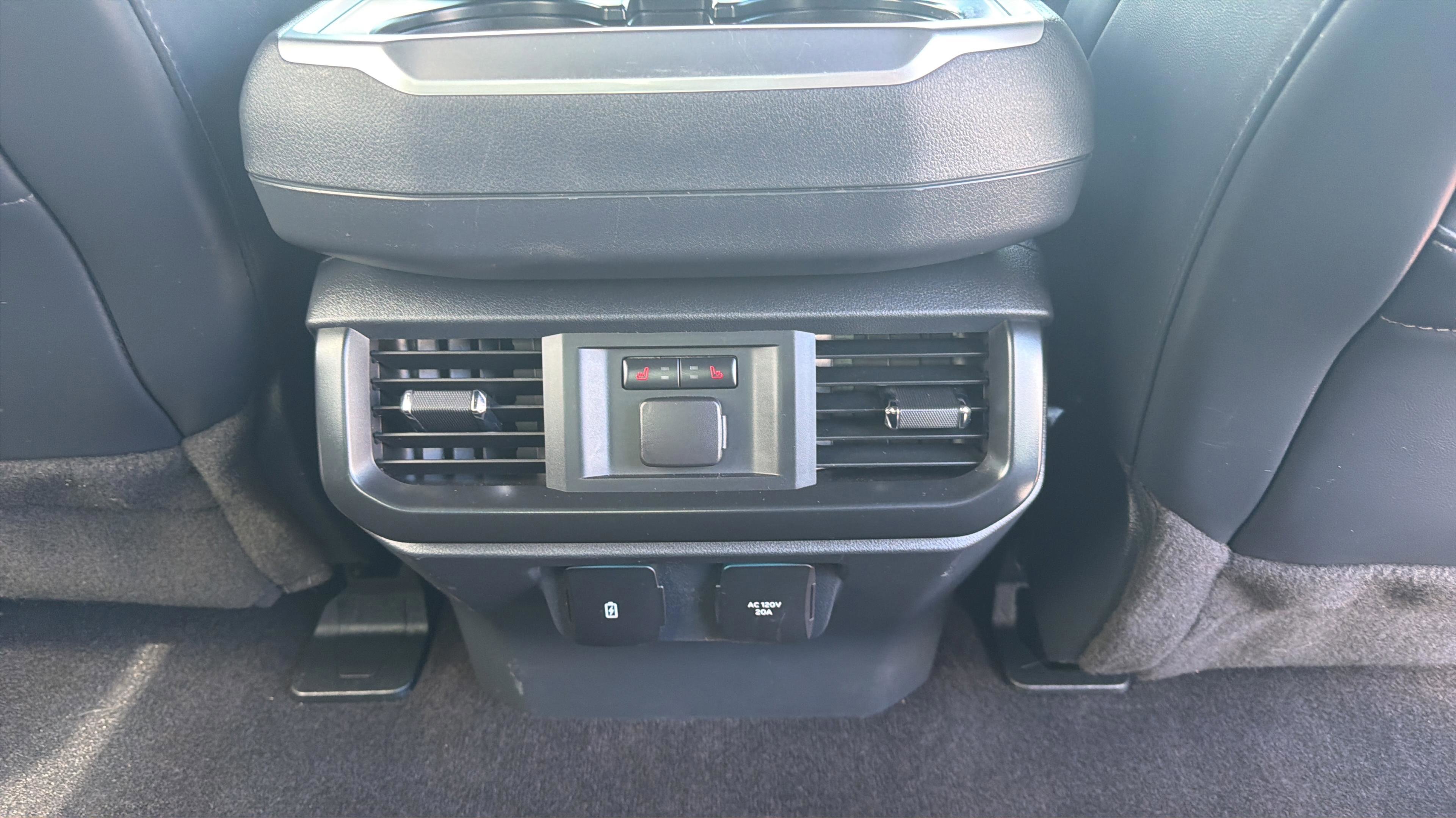 Used 2022 Ford F150 Raptor w/ Equipment Group 801A High AWD/4WD image 20