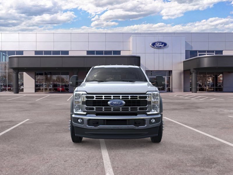 New 2025 Ford F550 4x4 Regular Cab Super Duty image 7