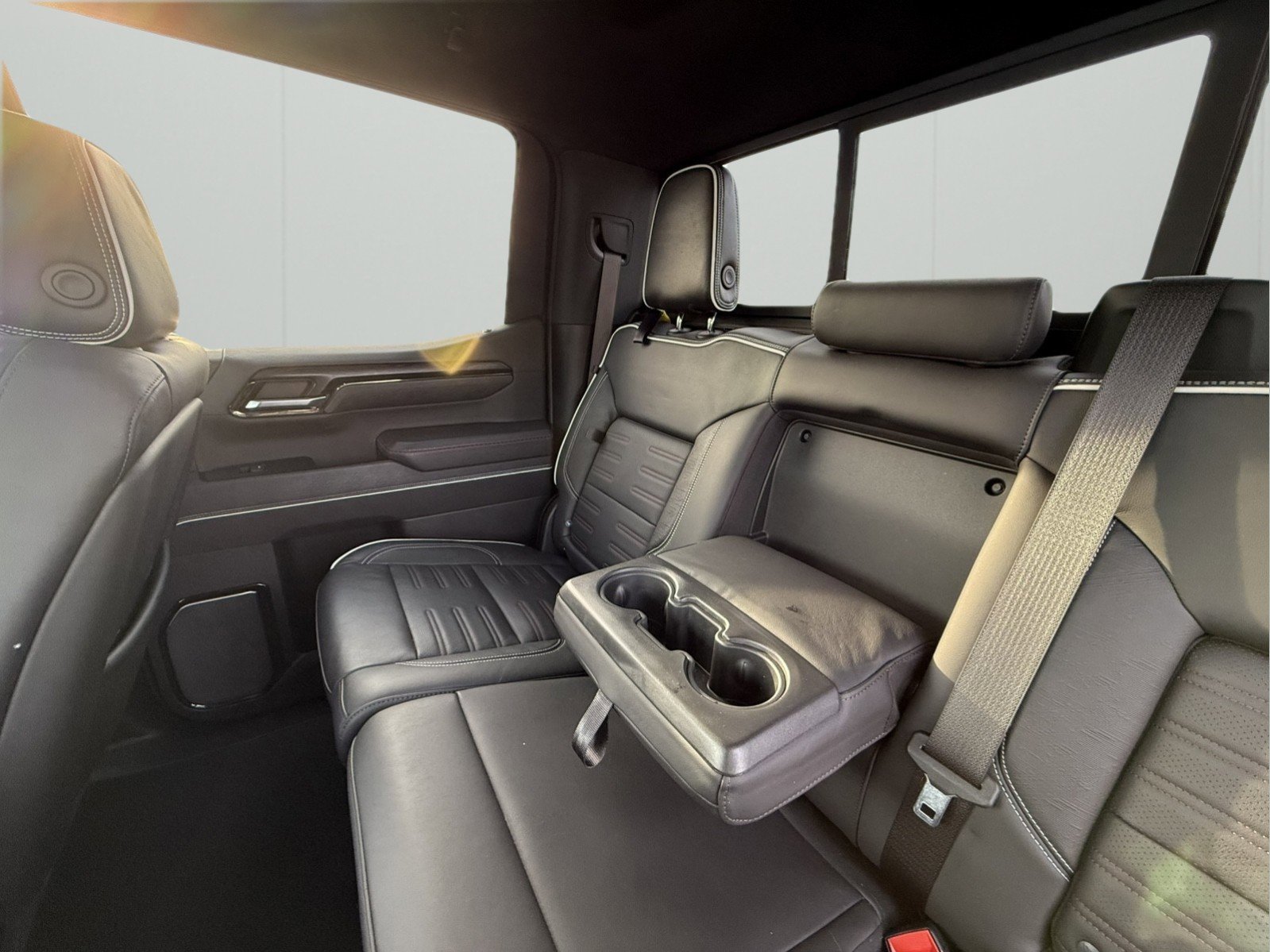 Used 2023 GMC Sierra 1500 AT4X w/ AT4X AEV Edition image 32