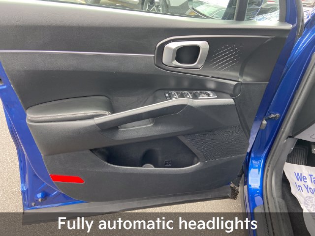 Used 2022 Kia Sorento S w/ Panoramic Sunroof Package FWD image 14