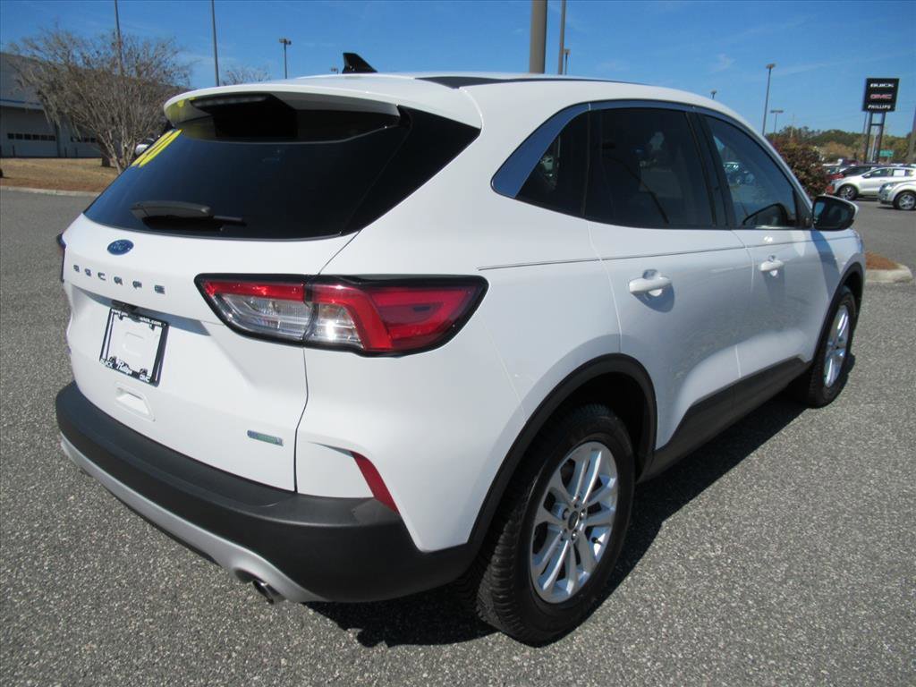 Used 2020 Ford Escape SE image 7