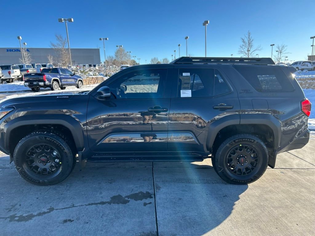 Used 2025 Toyota 4Runner TRD Off-Road Premium image 2