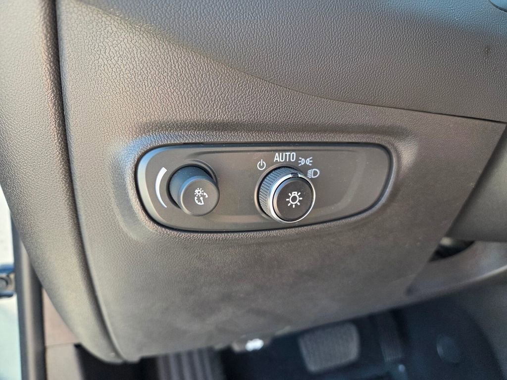 Certified 2024 Chevrolet Equinox LT w/ LPO, Cargo Package image 23