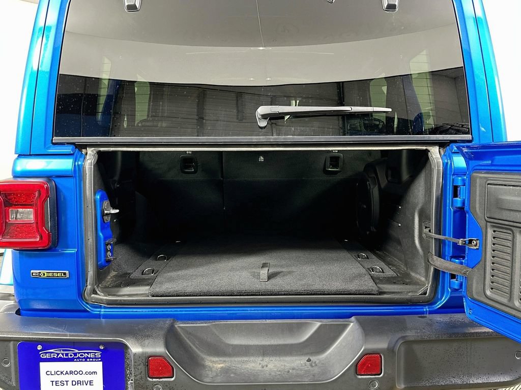 Used 2021 Jeep Wrangler Unlimited Rubicon AWD/4WD image 16