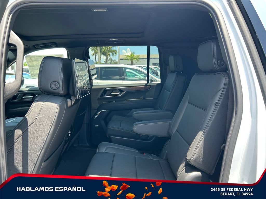 New 2026 GMC Yukon XL Denali w/ Denali Reserve Package AWD/4WD image 12