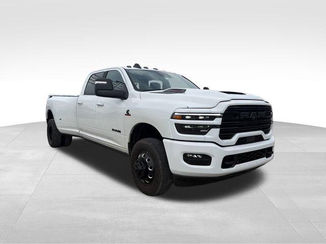 Used 2026 RAM 3500 Laramie AWD/4WD image 3