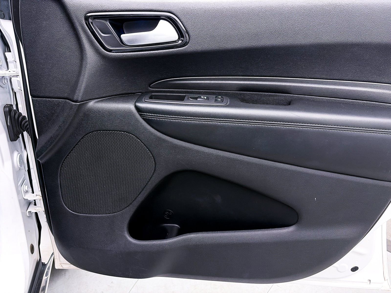 Used 2022 Dodge Durango SXT image 32