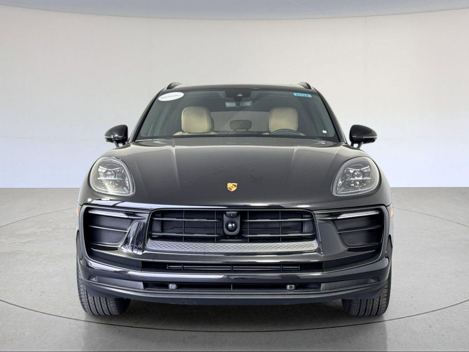 Certified 2023 Porsche Macan image 11