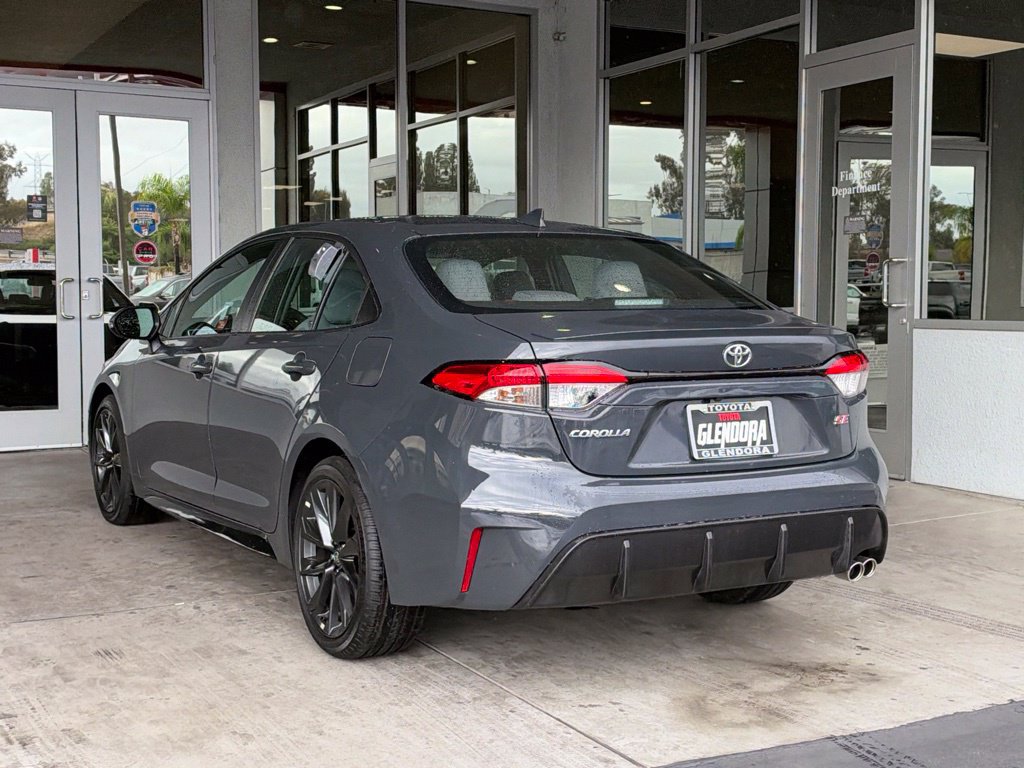 Certified 2024 Toyota Corolla SE FWD image 10