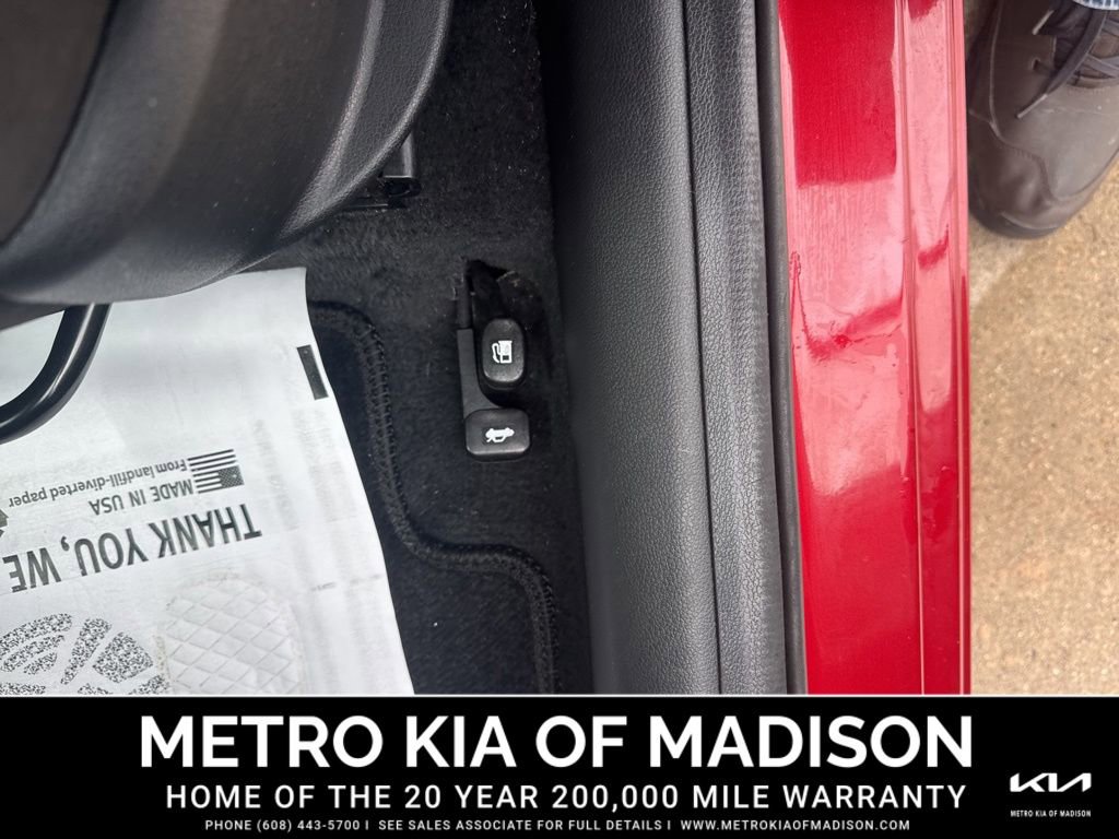 Used 2022 Hyundai Accent SEL image 16