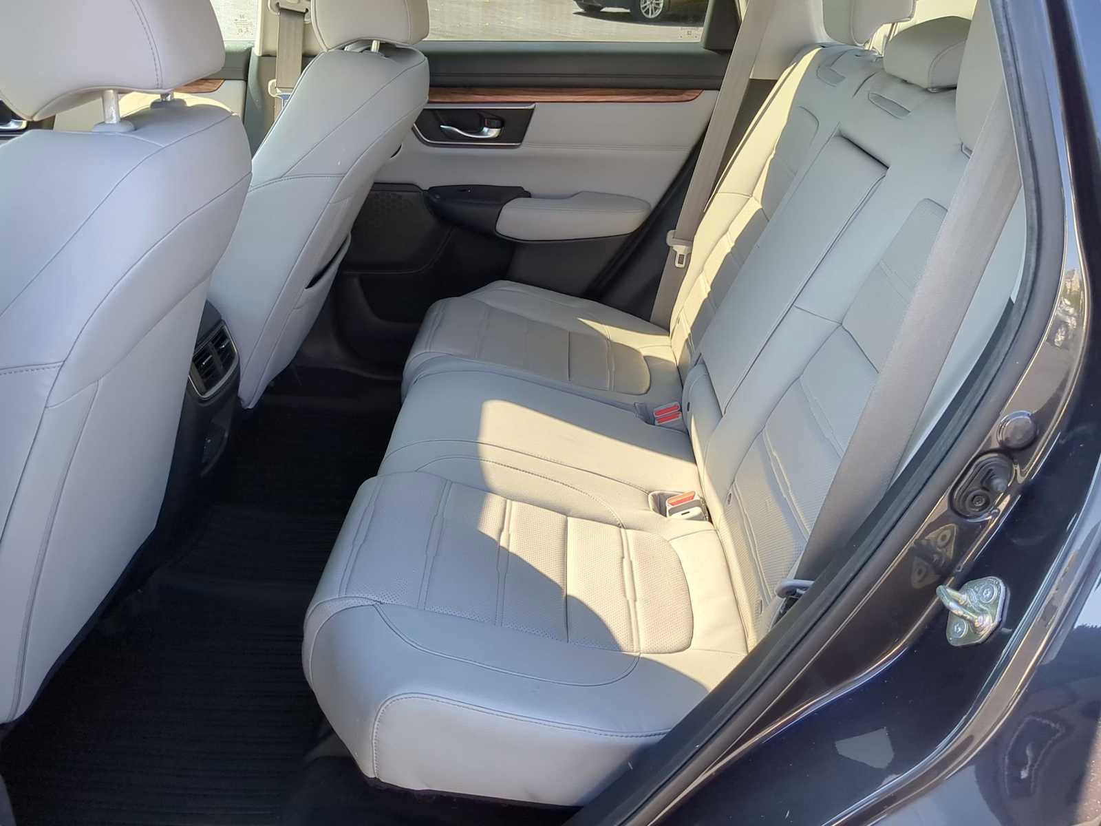 Used 2017 Honda CR-V Touring image 24