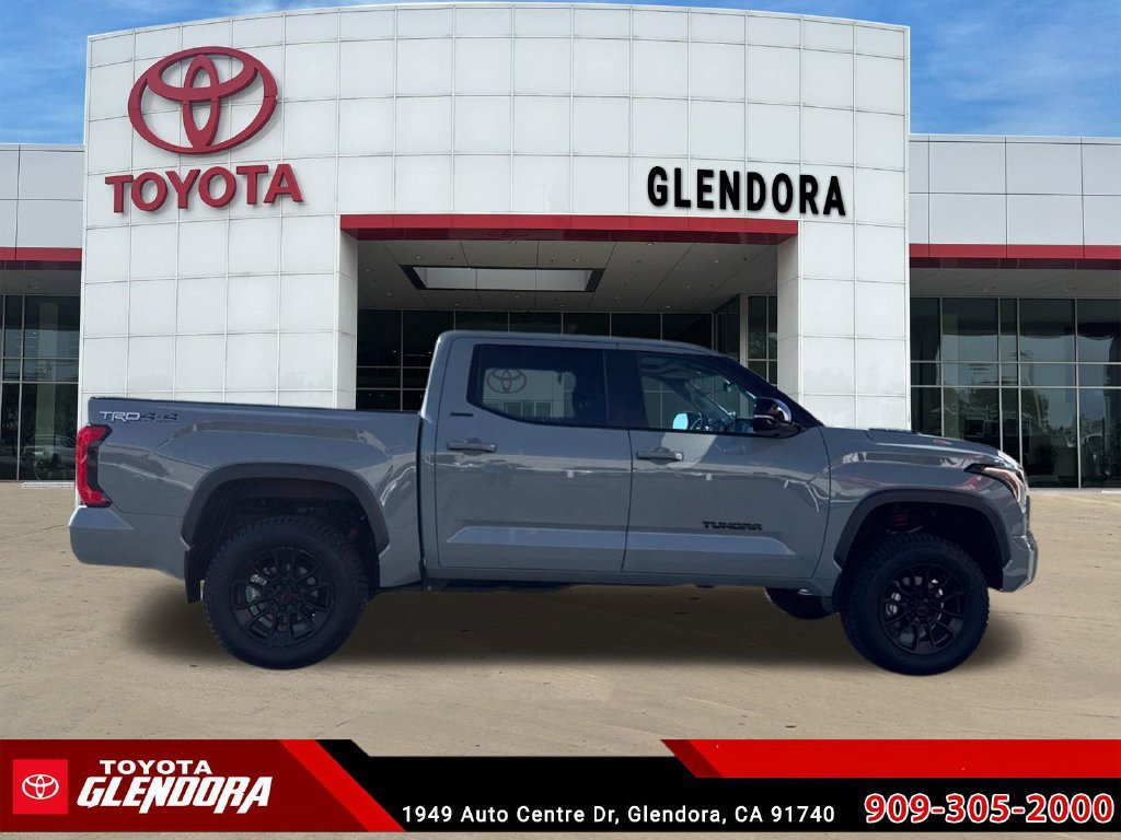 Used 2024 Toyota Tundra Limited w/ TRD Off-Road Package AWD/4WD image 12