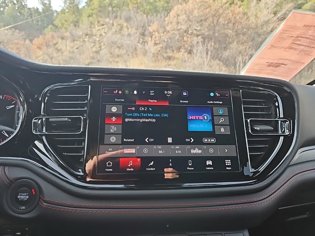 Used 2025 Dodge Durango GT image 25