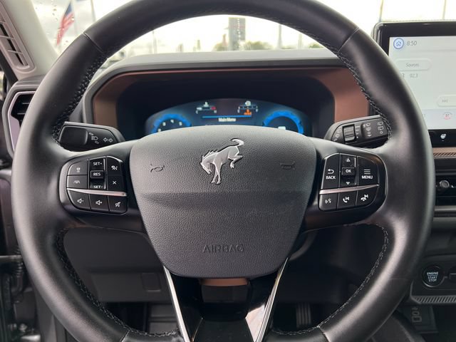 Used 2025 Ford Bronco Sport Outer Banks AWD/4WD image 14