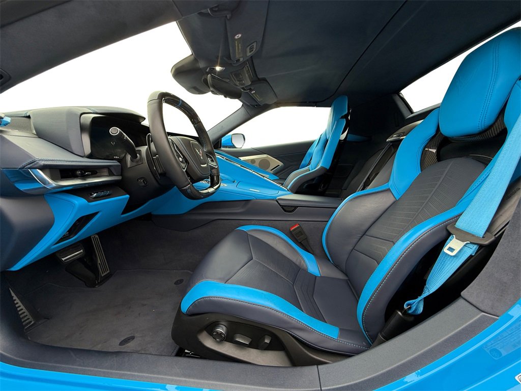 Used 2025 Chevrolet Corvette Z06 w/ Z07 Performance Package image 9