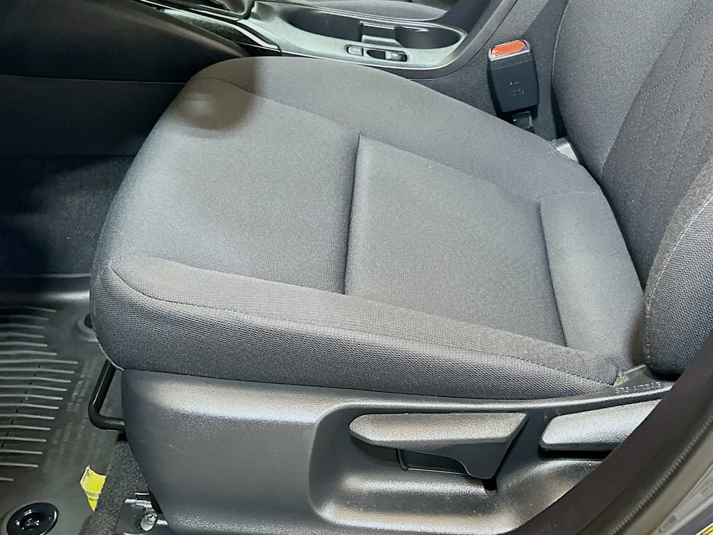 Used 2026 Toyota Corolla LE FWD image 16