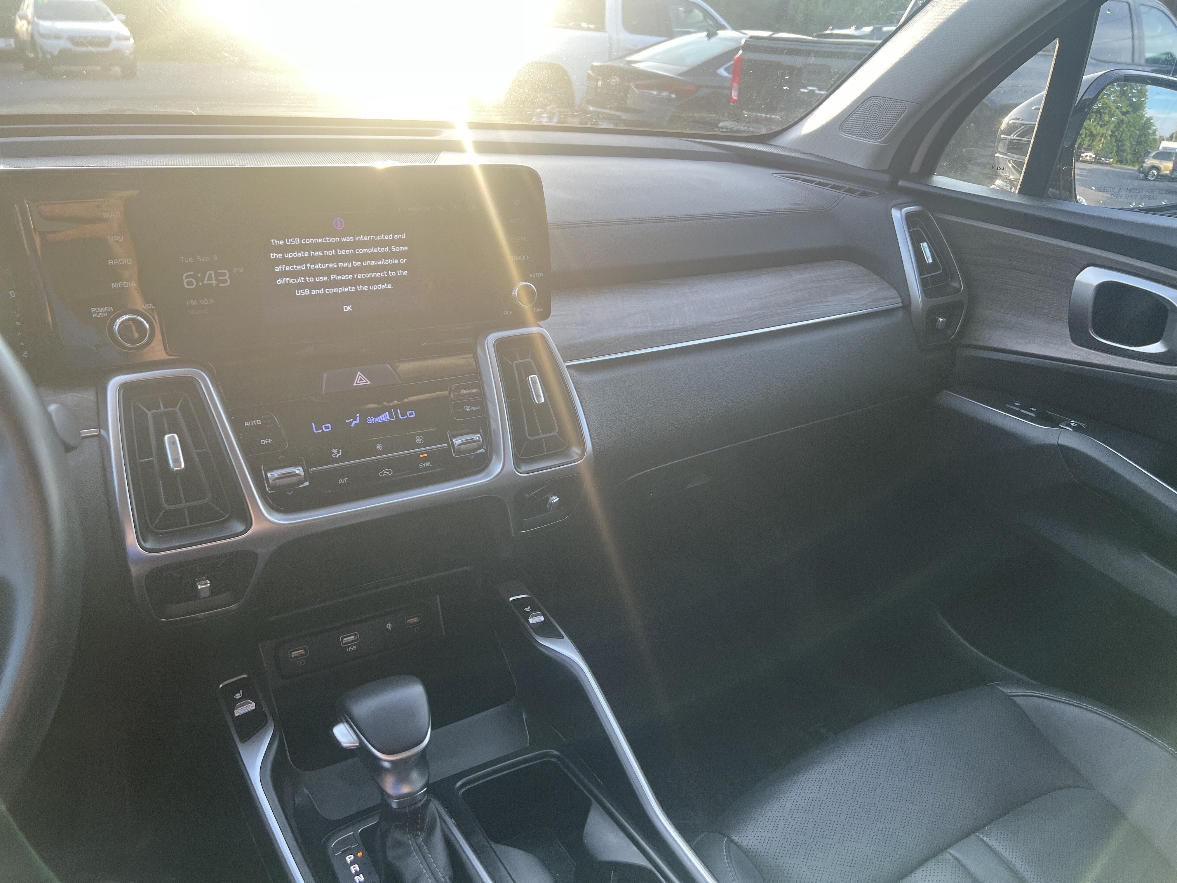 Used 2023 Kia Sorento S AWD/4WD image 22