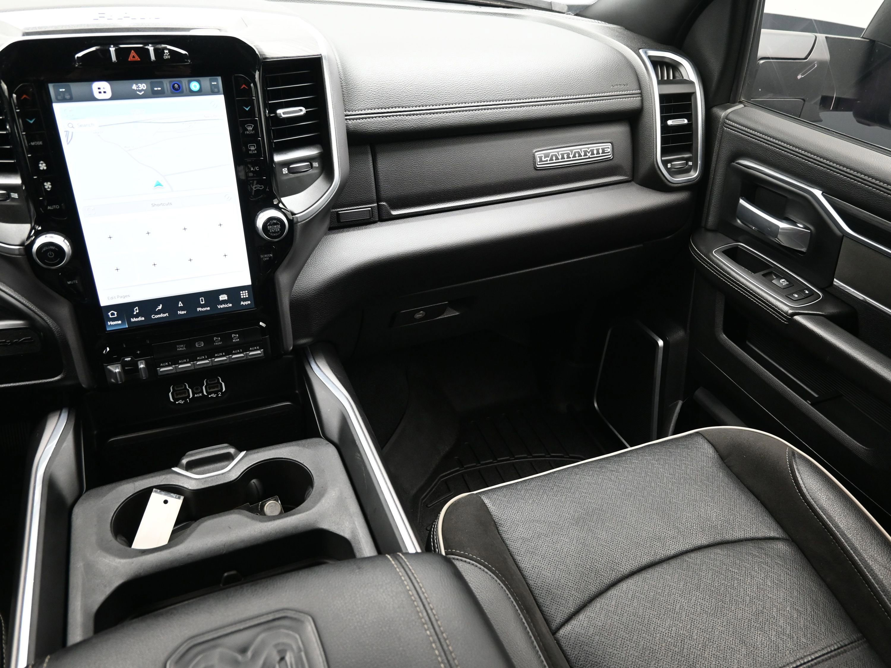 Used 2023 RAM 2500 Laramie w/ Night Edition AWD/4WD image 39