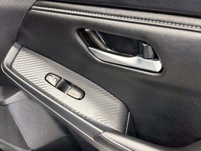 Used 2025 Nissan Sentra SV image 22