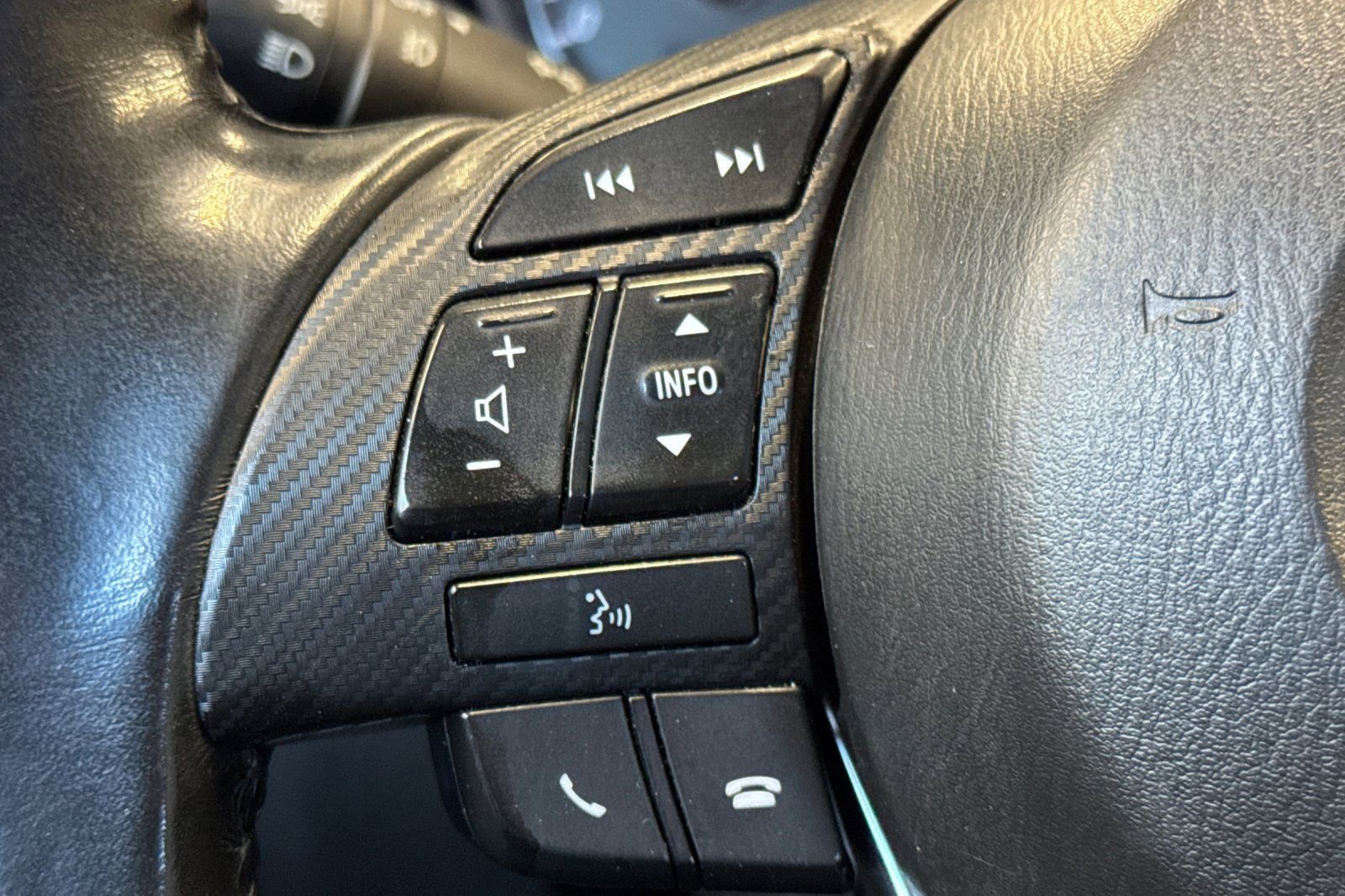 Used 2016 MAZDA CX-5 Touring image 29