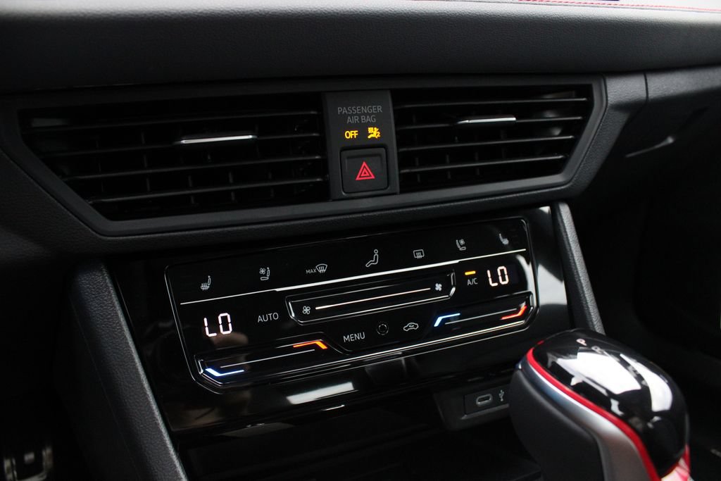 New 2027 Volkswagen Jetta GLI Autobahn FWD image 17