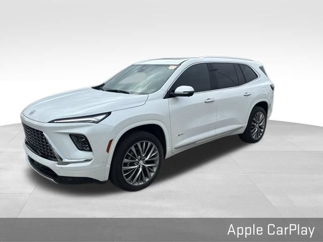 Used 2025 Buick Enclave Avenir w/ Super Cruise Package FWD image 2