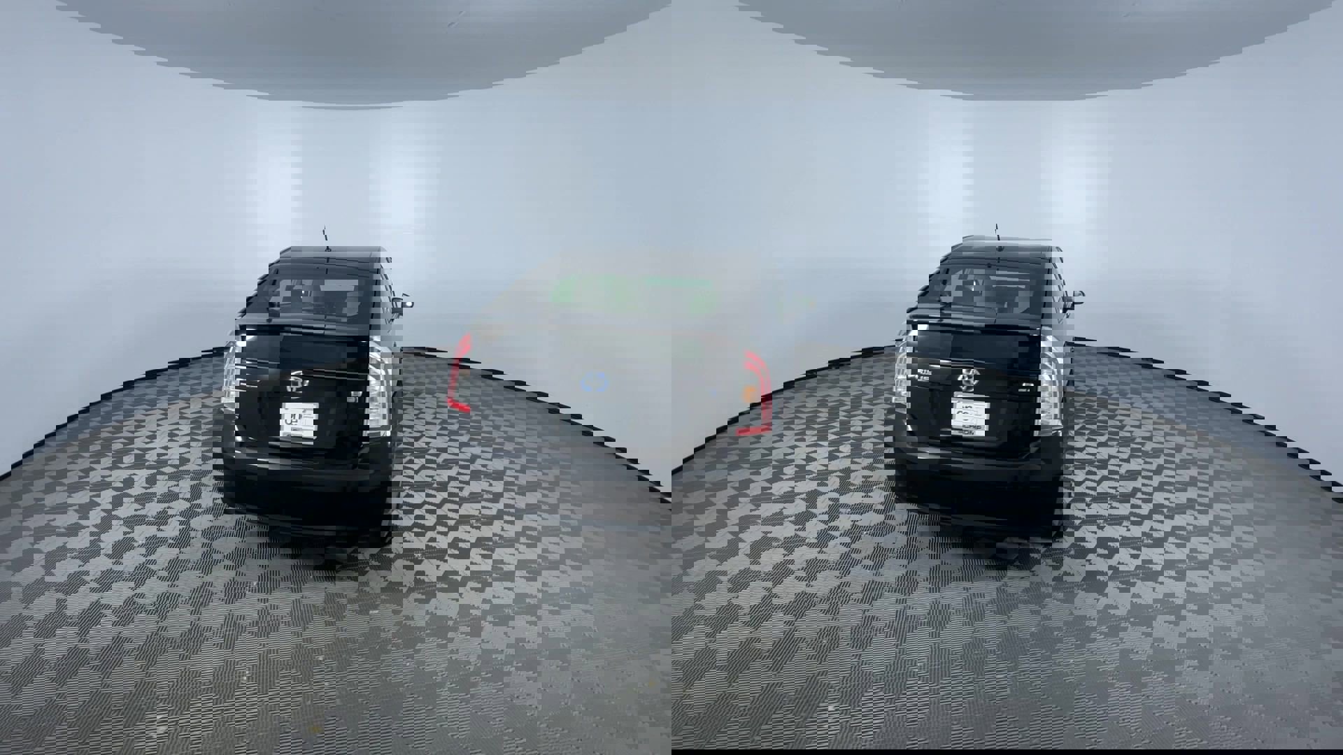 Used 2015 Toyota Prius Two image 8