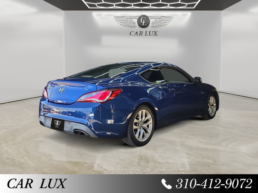 Used 2015 Hyundai Genesis 3.8 image 5