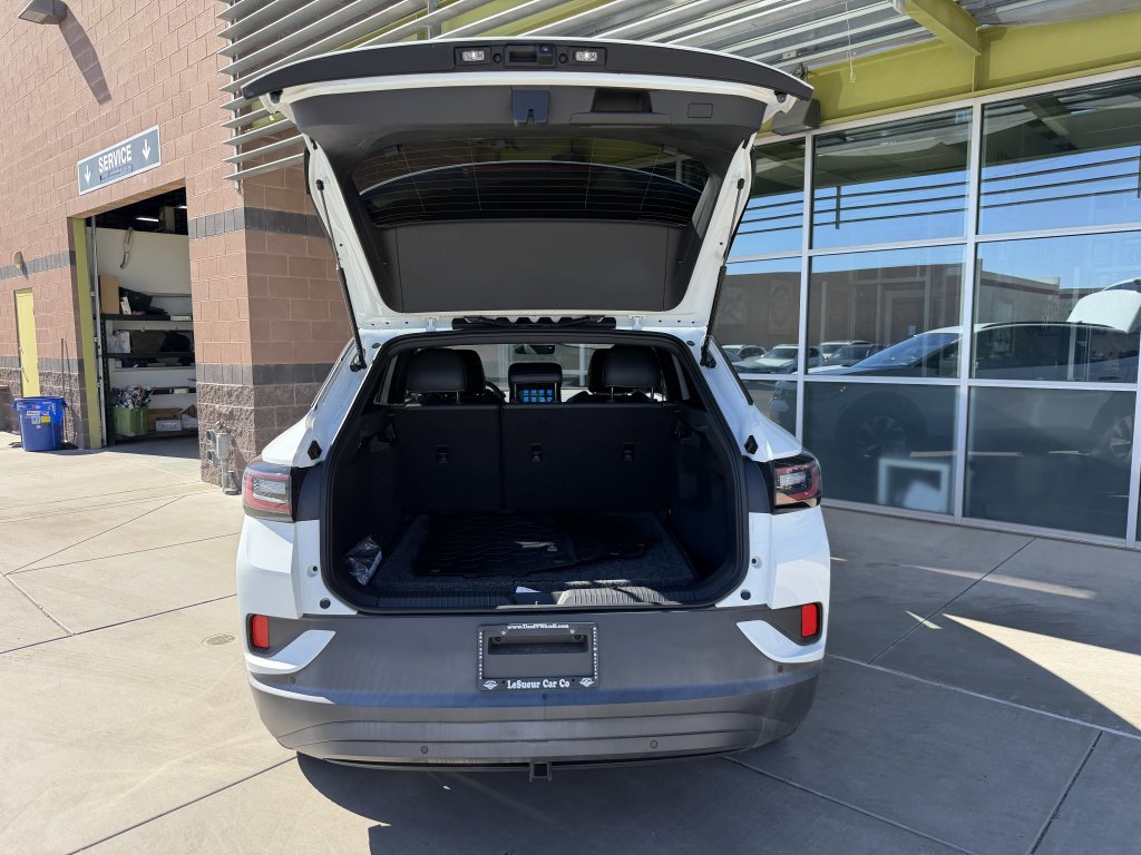 Used 2023 Volkswagen ID.4 Pro image 36