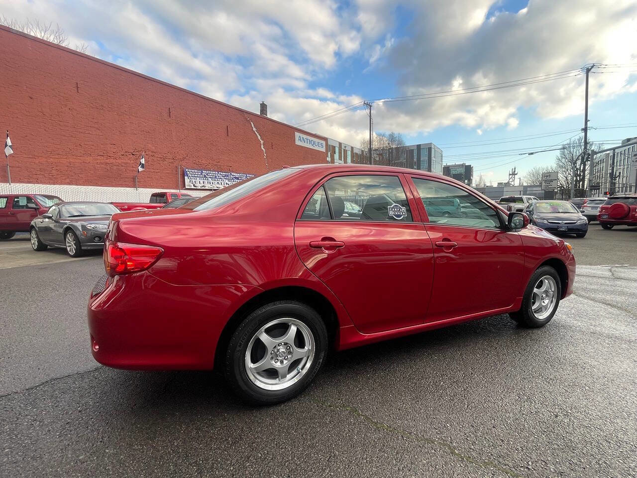 Used 2009 Toyota Corolla LE FWD image 9