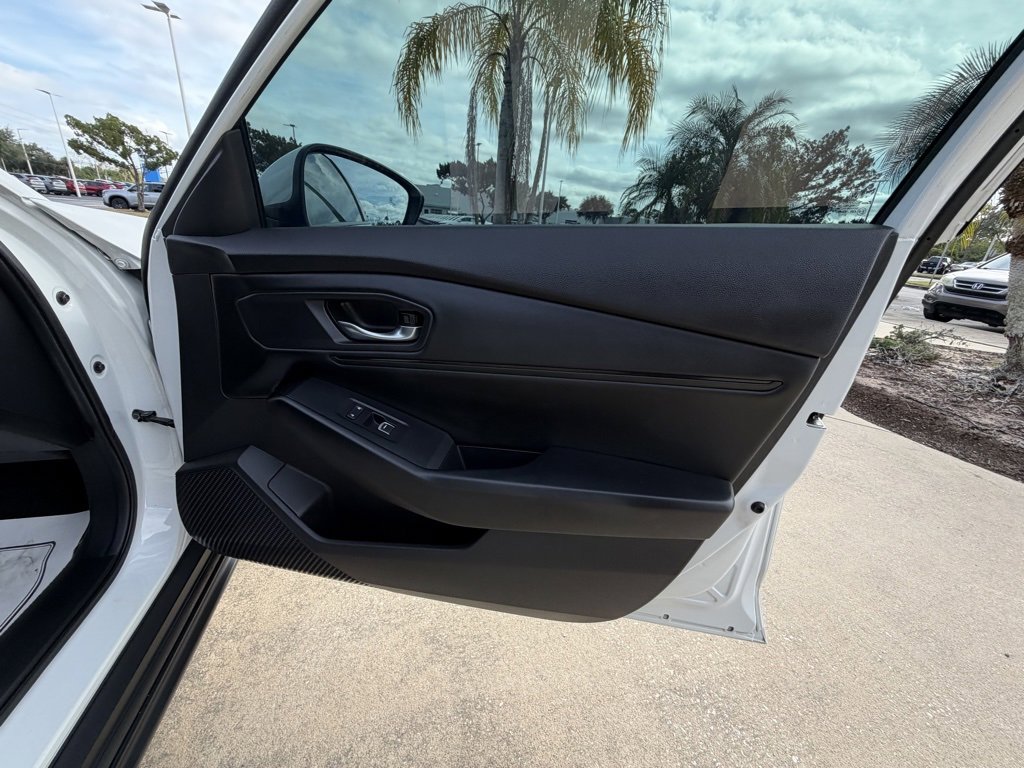 Certified 2024 Honda Accord EX image 31