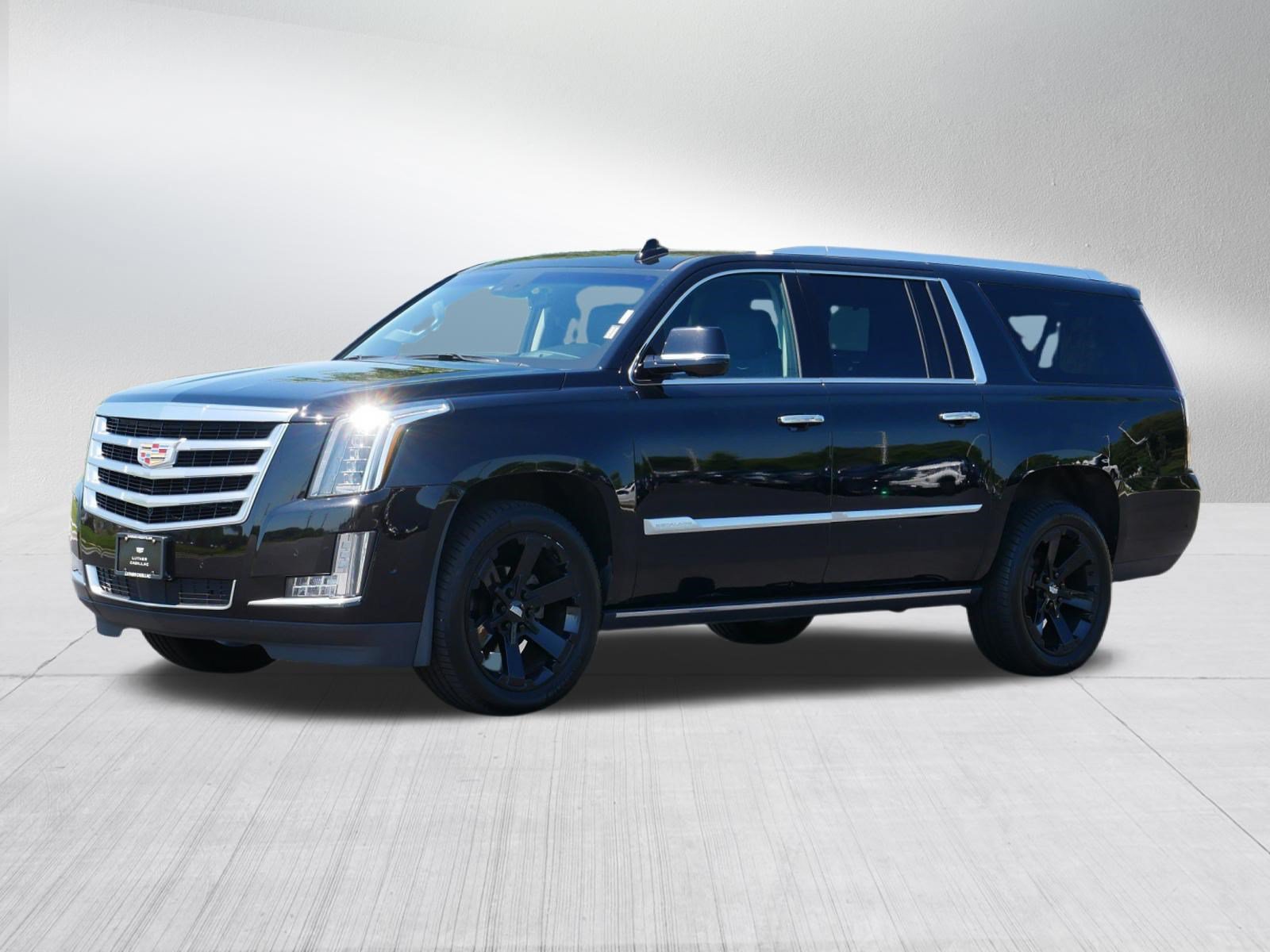 Used 2019 Cadillac Escalade ESV Premium Luxury AWD/4WD image 2